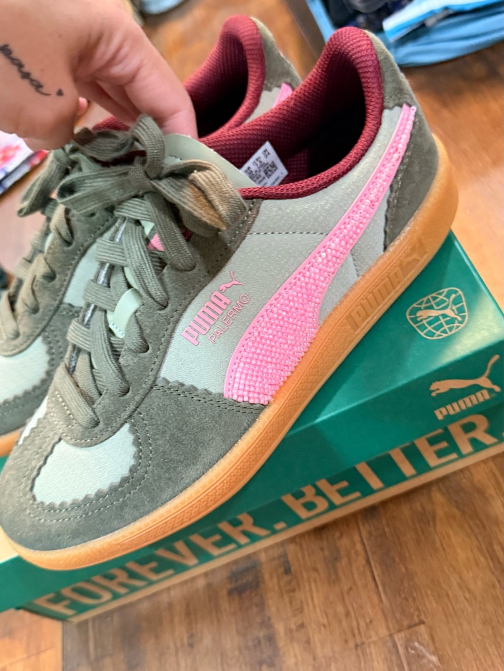 Puma Olive Green and Tan Gum-Soled Sneakers - Picture 2 of 6